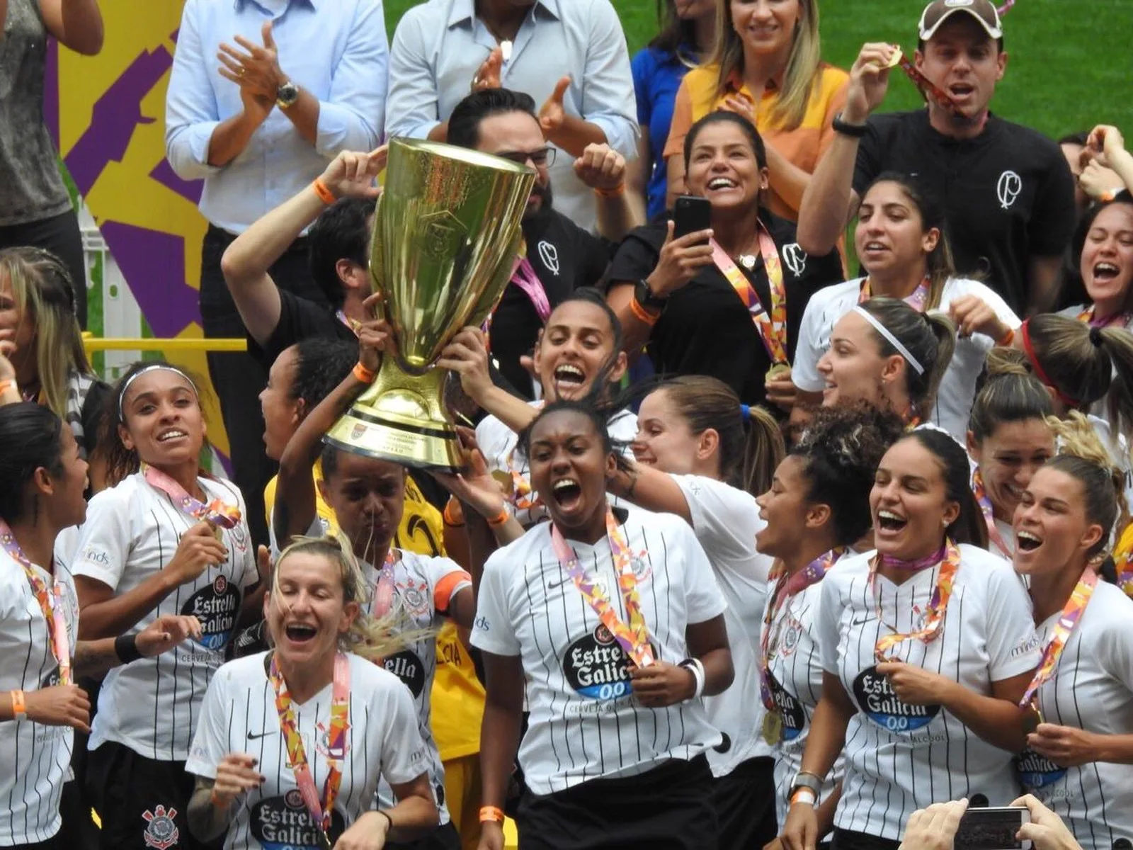 Técnico do Timão enaltece ano extraordinário do feminino