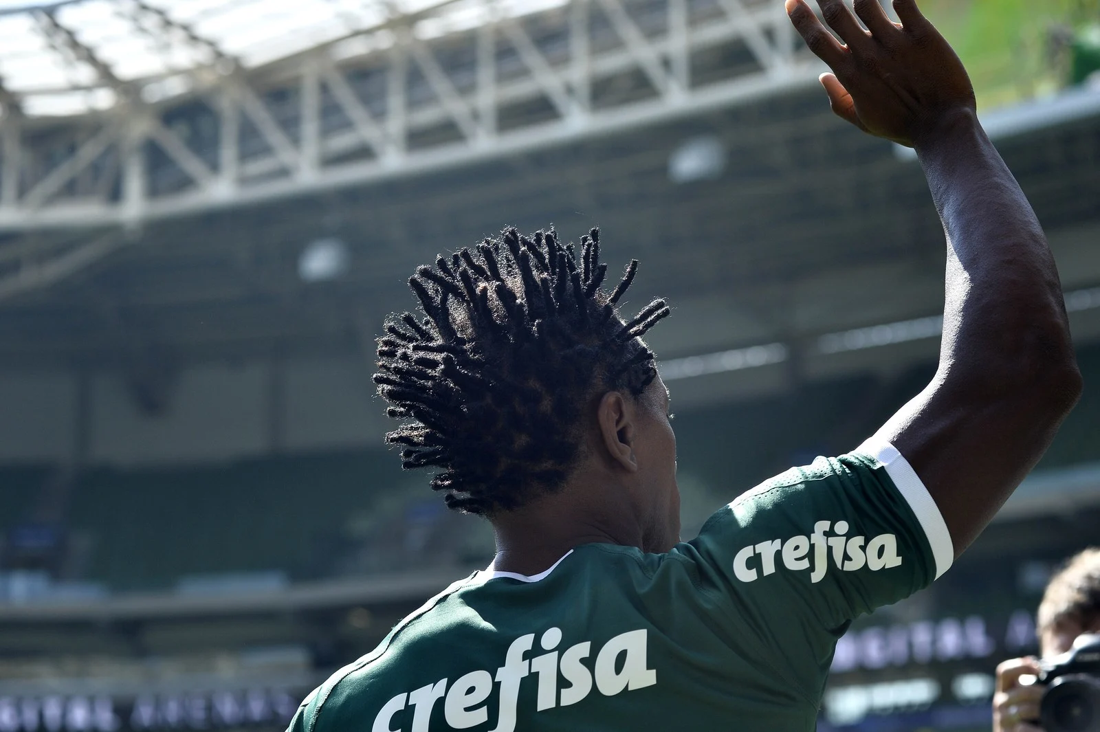 Zé Roberto dá adeus ao futebol, em evento que reverenciou história do Palmeiras