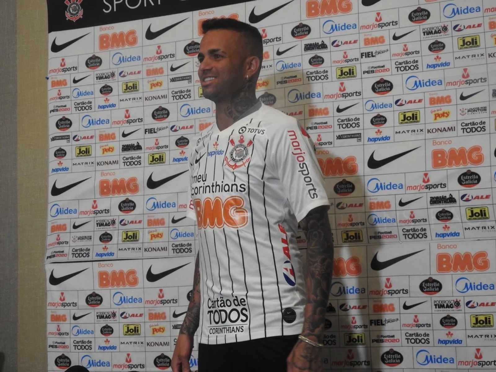 Luan diz que chega 100% para viver nova fase no Corinthians