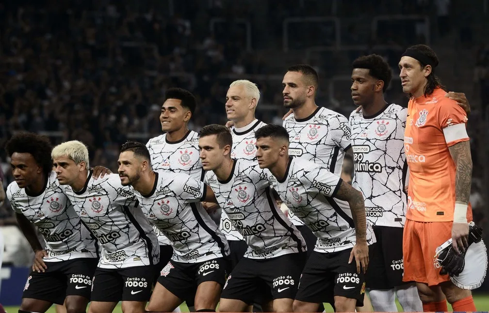 Dê notas aos jogadores de Corinthians 0 x 0 Ferroviária