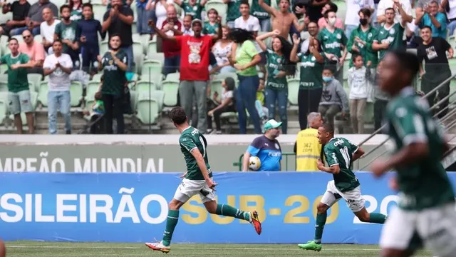 Nos pênaltis, Palmeiras bate Vasco e avança à semifinal do Brasileirão Sub-20