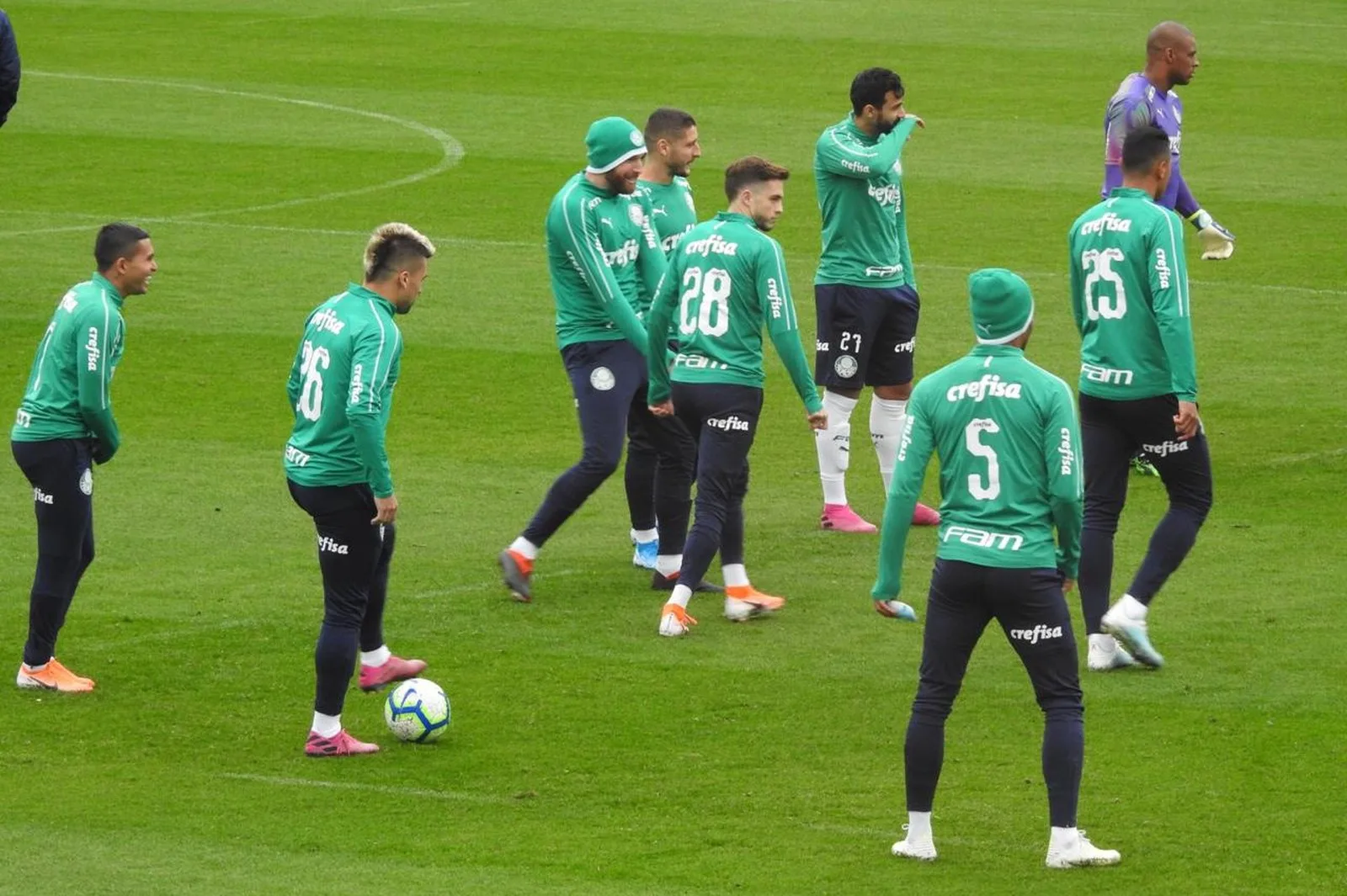 Grêmio x Palmeiras: Verdão treina sem Willian e Vitor Hugo na Academia de Futebol