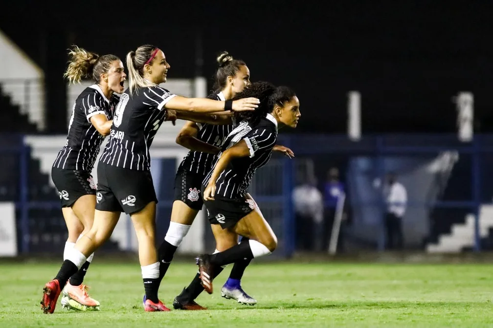 Feminino: Corinthians recebe o Santos, na Fazendinha, valendo vaga na semifinal do Paulista