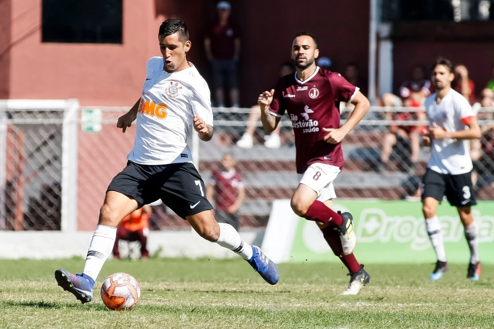 Corinthians pretende renovar empréstimo de atacante paraguaio do sub-23