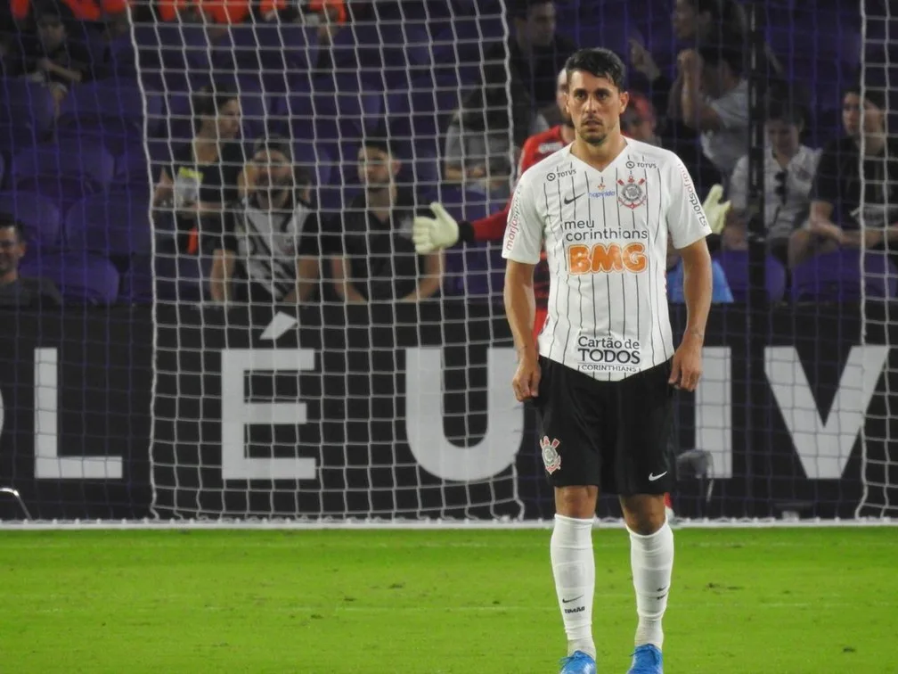 Corinthians finaliza semana de treinos e Avelar projeta Dérbi: “É sangue no olho”