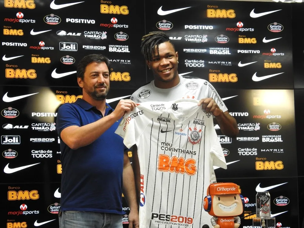 Saiba como e onde Matheus Jesus pode jogar no Corinthians