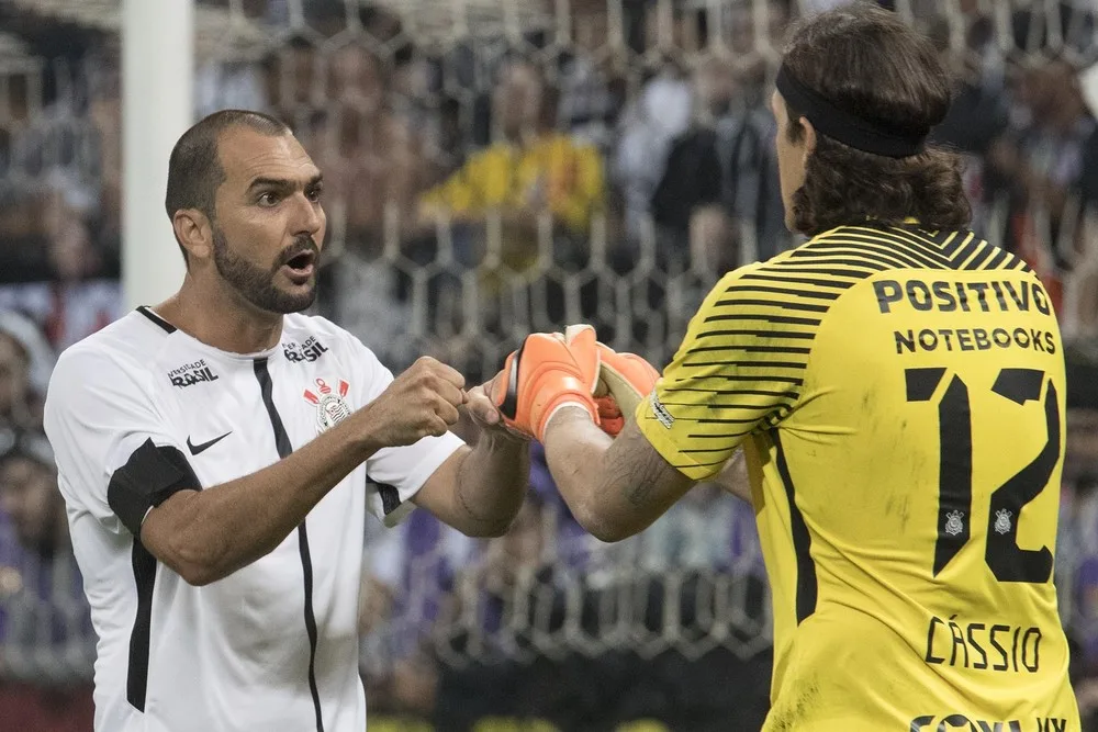 Título da Copa do Brasil pode isolar Cássio e Danilo como maiores campeões do Corinthians