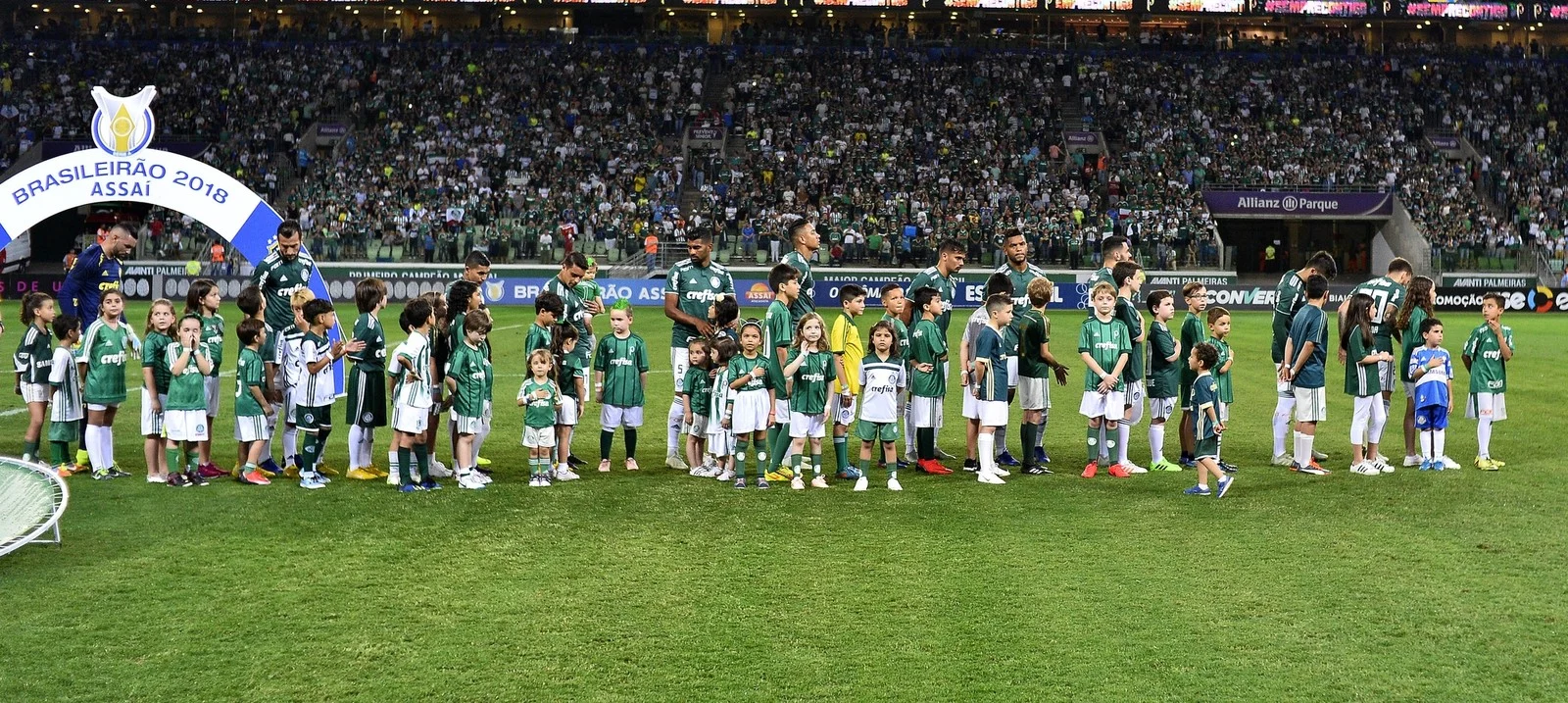 [COMENTE E DÊ SUA NOTA] Atuações do Palmeiras: gol de falta garante vitória e premia ótima partida de Victor Luis