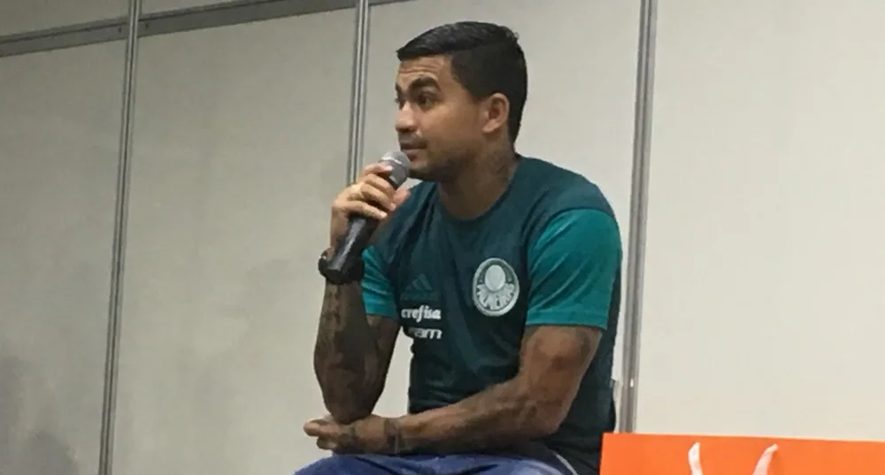  Em dia de palestrante, Dudu fala sobre chances de título do Palmeiras: 