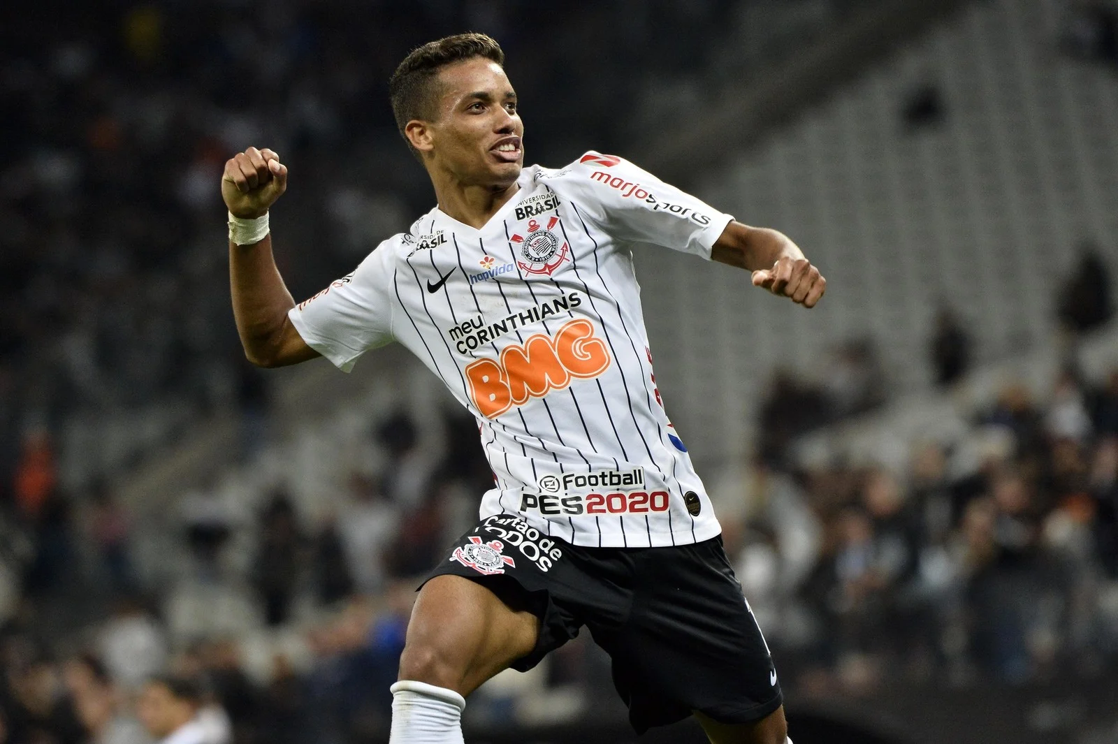 Sem pressa para vender Pedrinho, agente diz que Corinthians só libera o meia por R$ 30 milhões