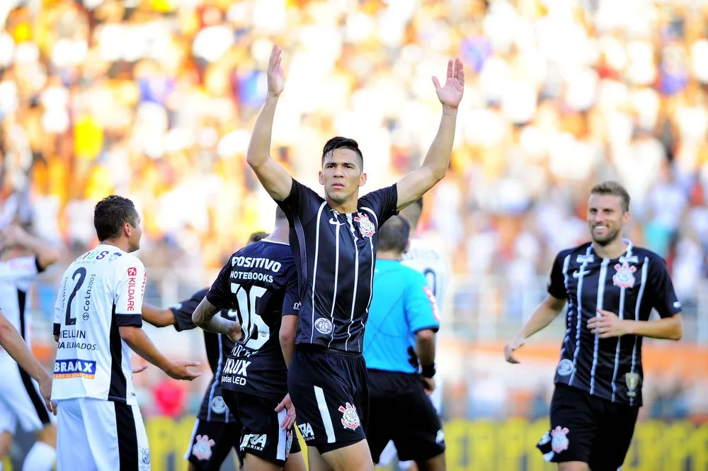 Romero e Balbuena conseguem liberação e reforçam Corinthians em decisão