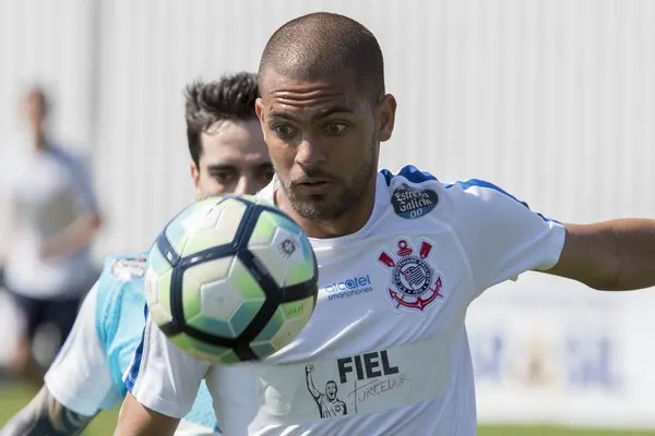 Sem Clayton, Corinthians fecha elenco e não deve contratar para o Brasileiro