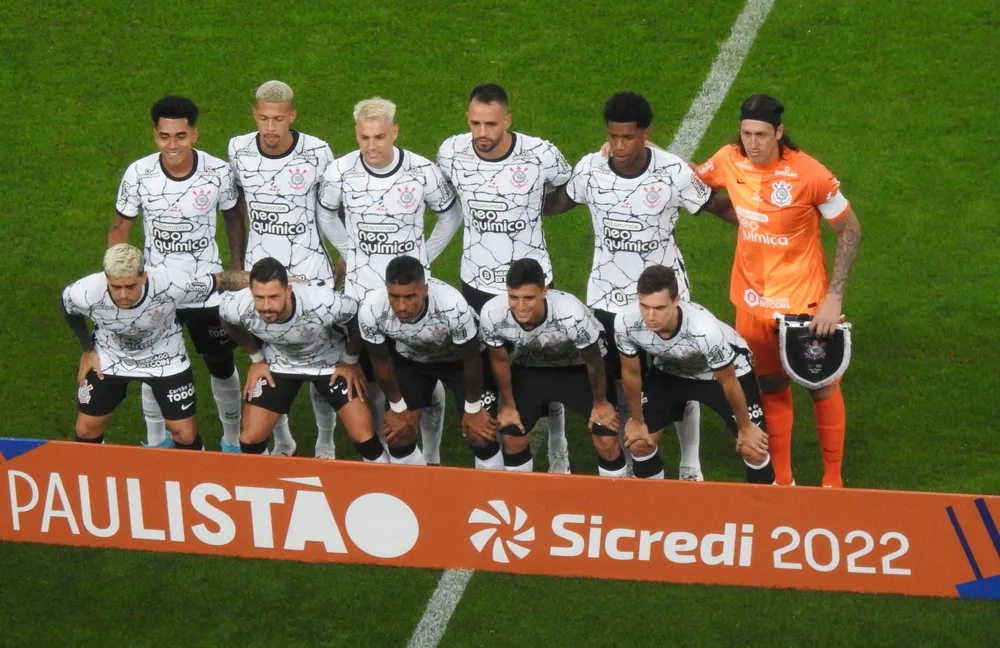 Dê notas aos jogadores de Corinthians x Mirassol hoje