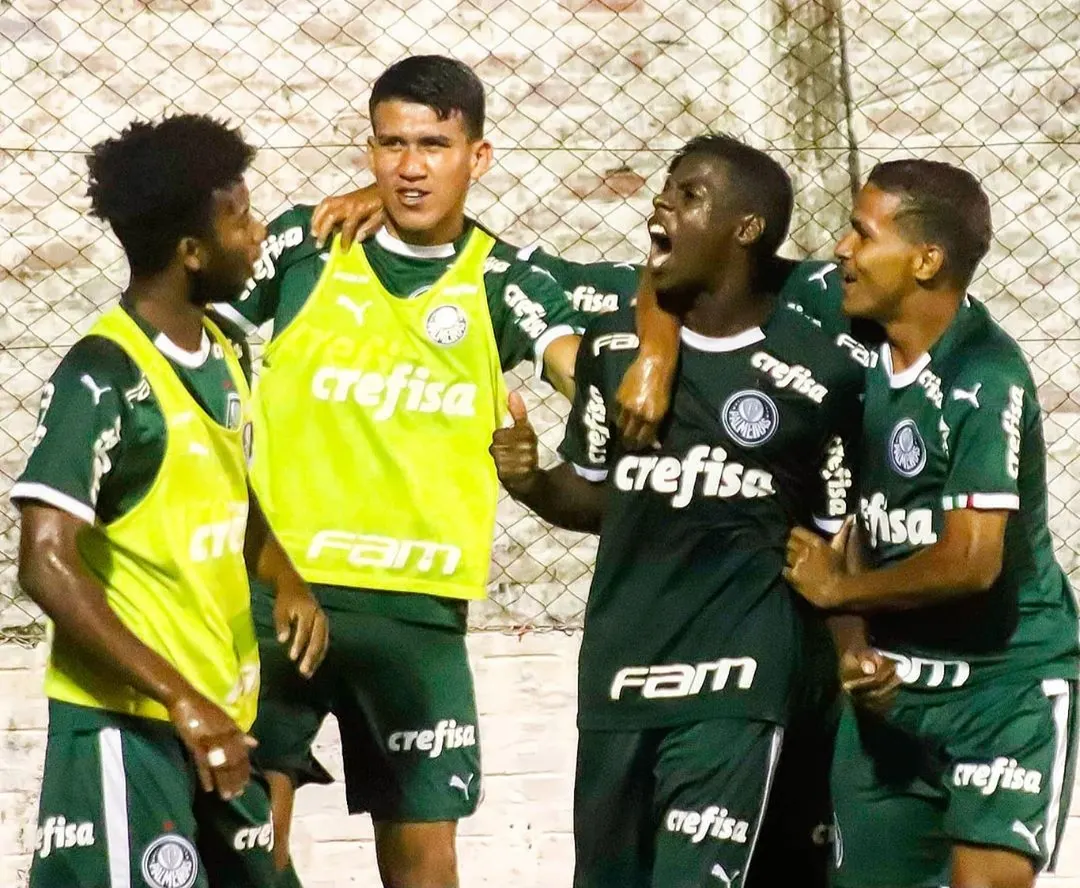 Sub-18 do Palmeiras avança à final da Copa Santiago pelo terceiro ano seguido