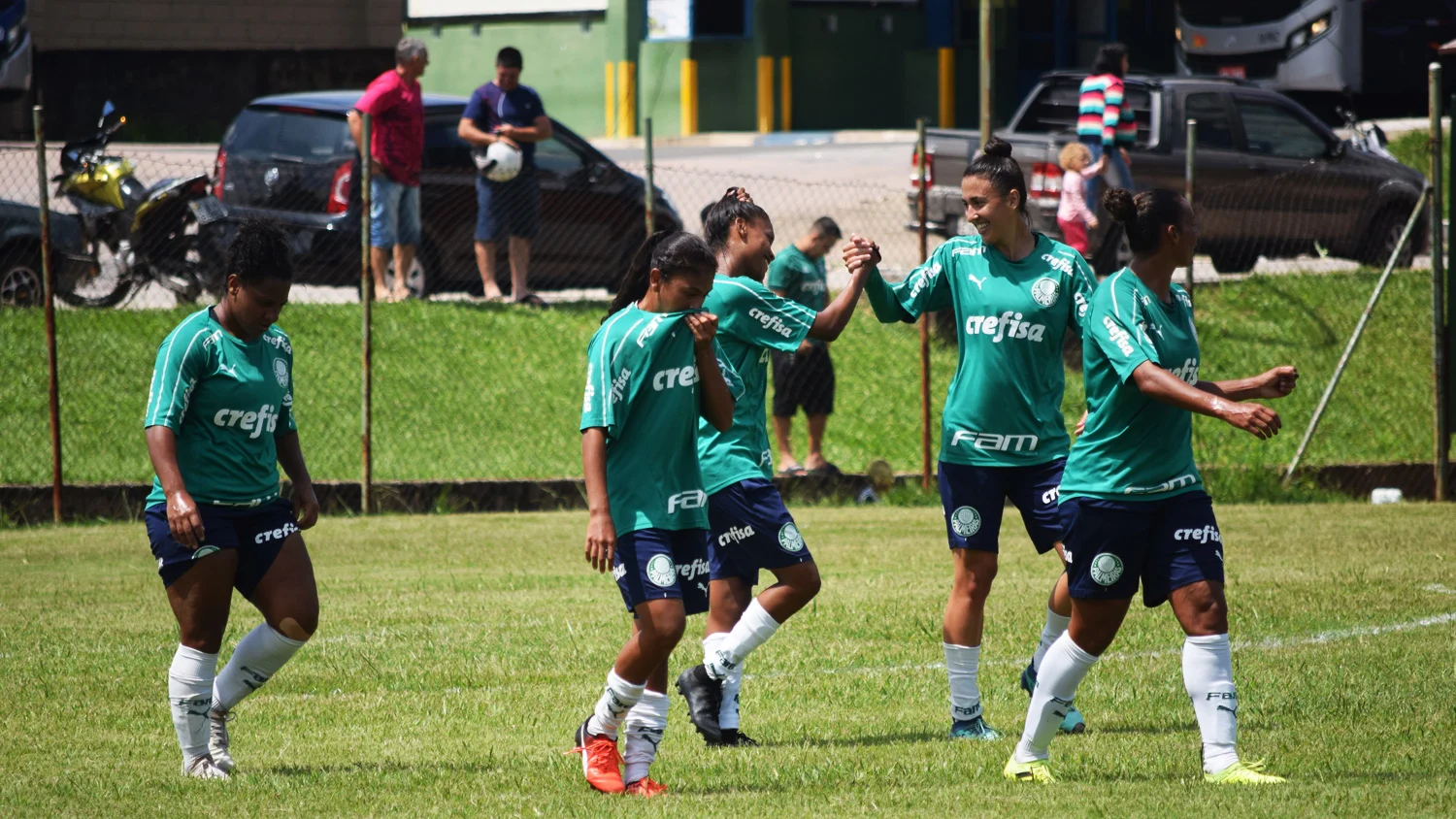 Feminino do Verdão estreia reforços e goleia Juventus na pré-temporada