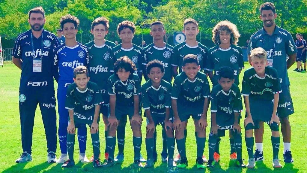 Sub-12 do Palmeiras bate Grêmio e é campeão invicto da IberCup