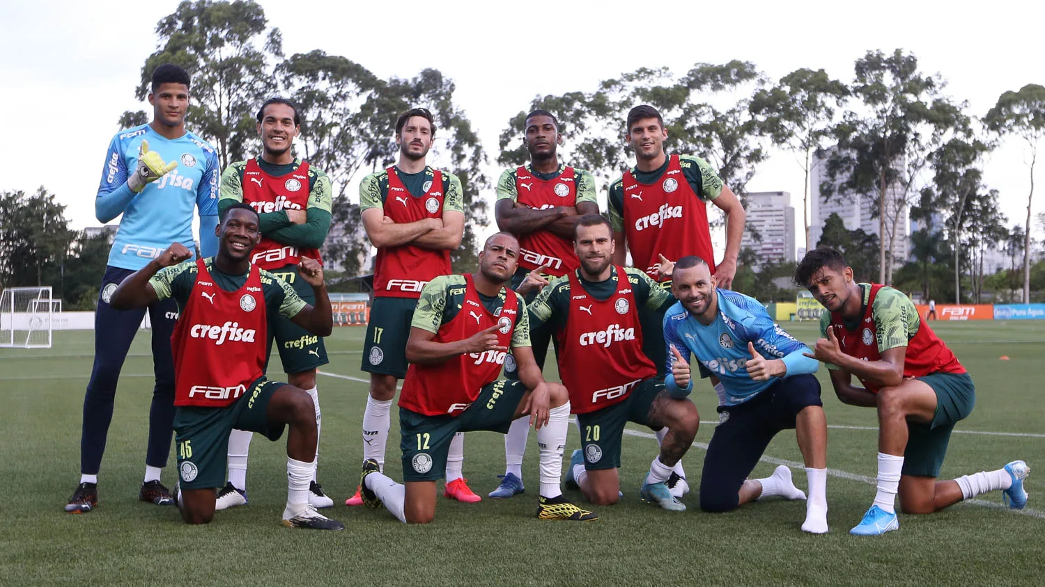 Trio do Palmeiras participa  de preparação para duelo com o Athletico-PR