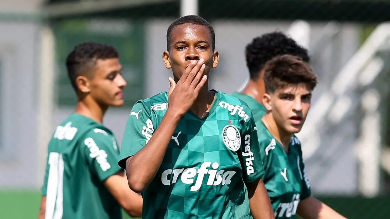 Verdão termina primeira fase dos paulistas Sub-15 e Sub-17 com goleadas diante do Guarulhos