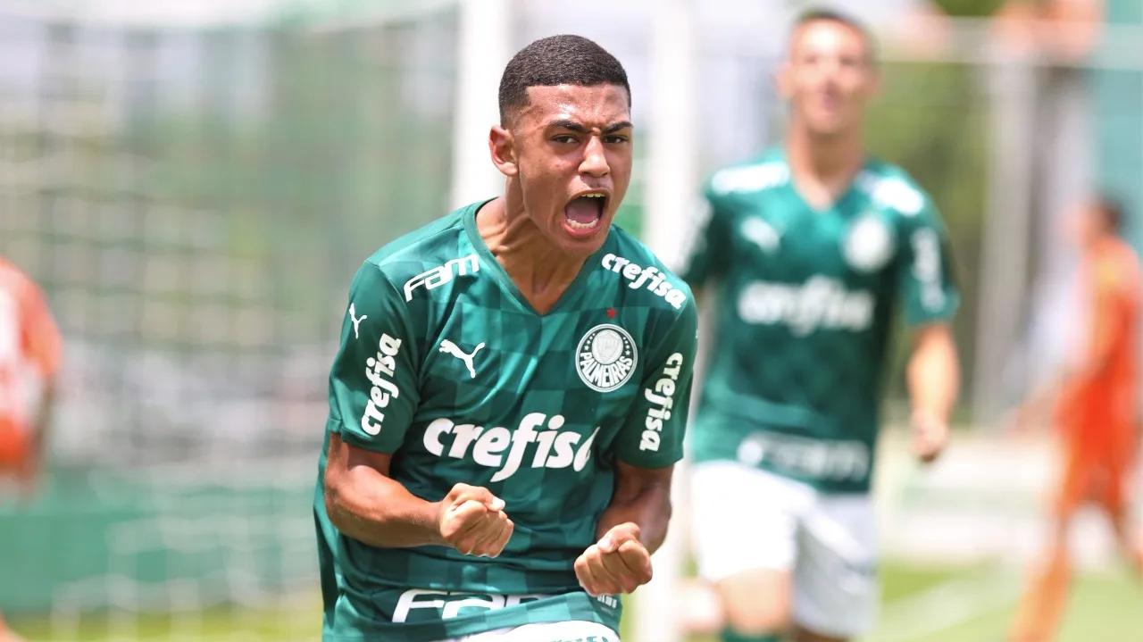 Sub-15 e Sub-17 do Verdão se classificam ás semifinais do Paulista