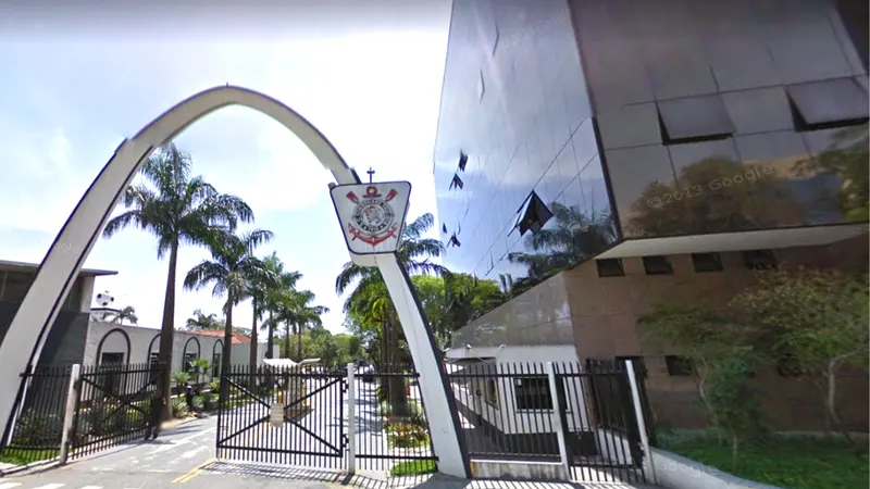 Corinthians não contesta cobrança e é condenado a pagar R$ 1,2 mi para FAAP; entenda o caso