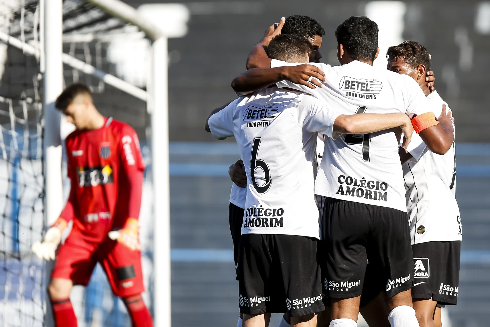 Corinthians vence Ponte Preta no Brasileirão Sub-20