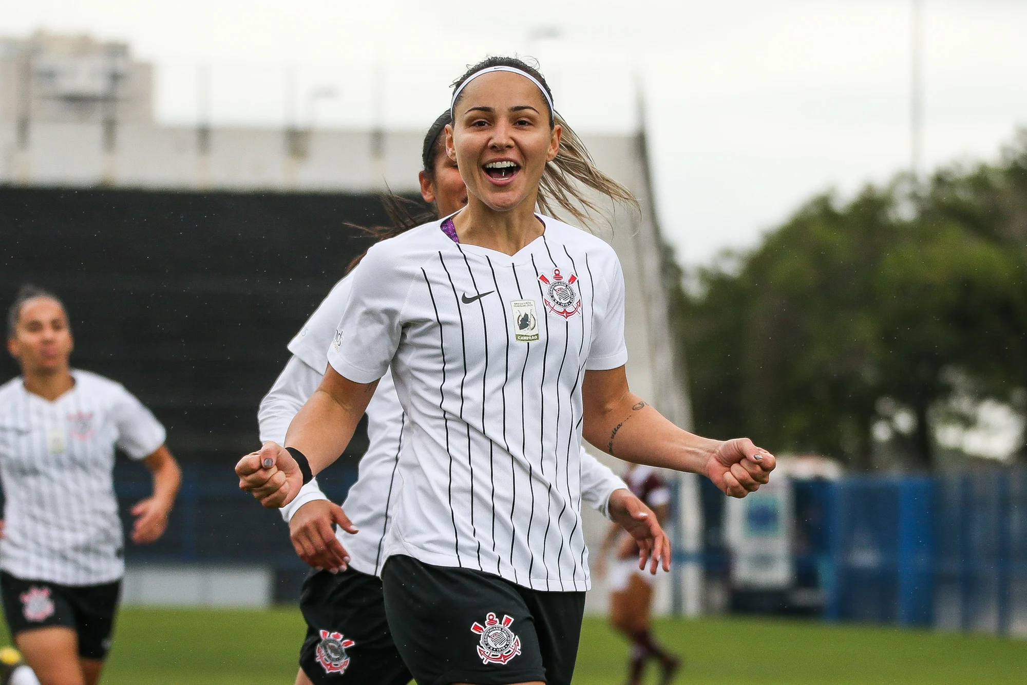 Pela confirmação do primeiro lugar do grupo, Corinthians encara a Ponte Preta neste sábado