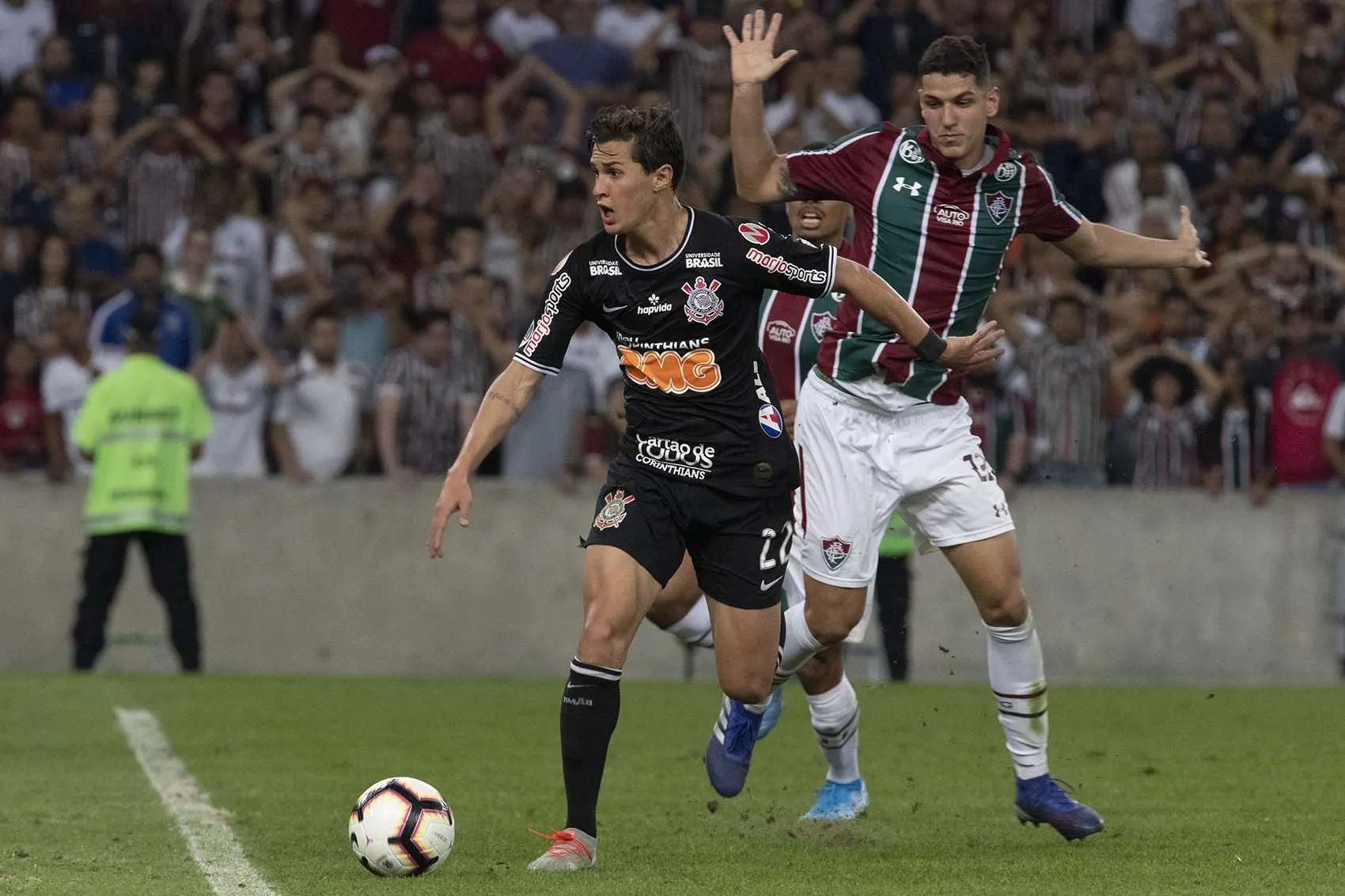 Pelo Campeonato Brasileiro, Corinthians encara o Fluminense em Brasília 