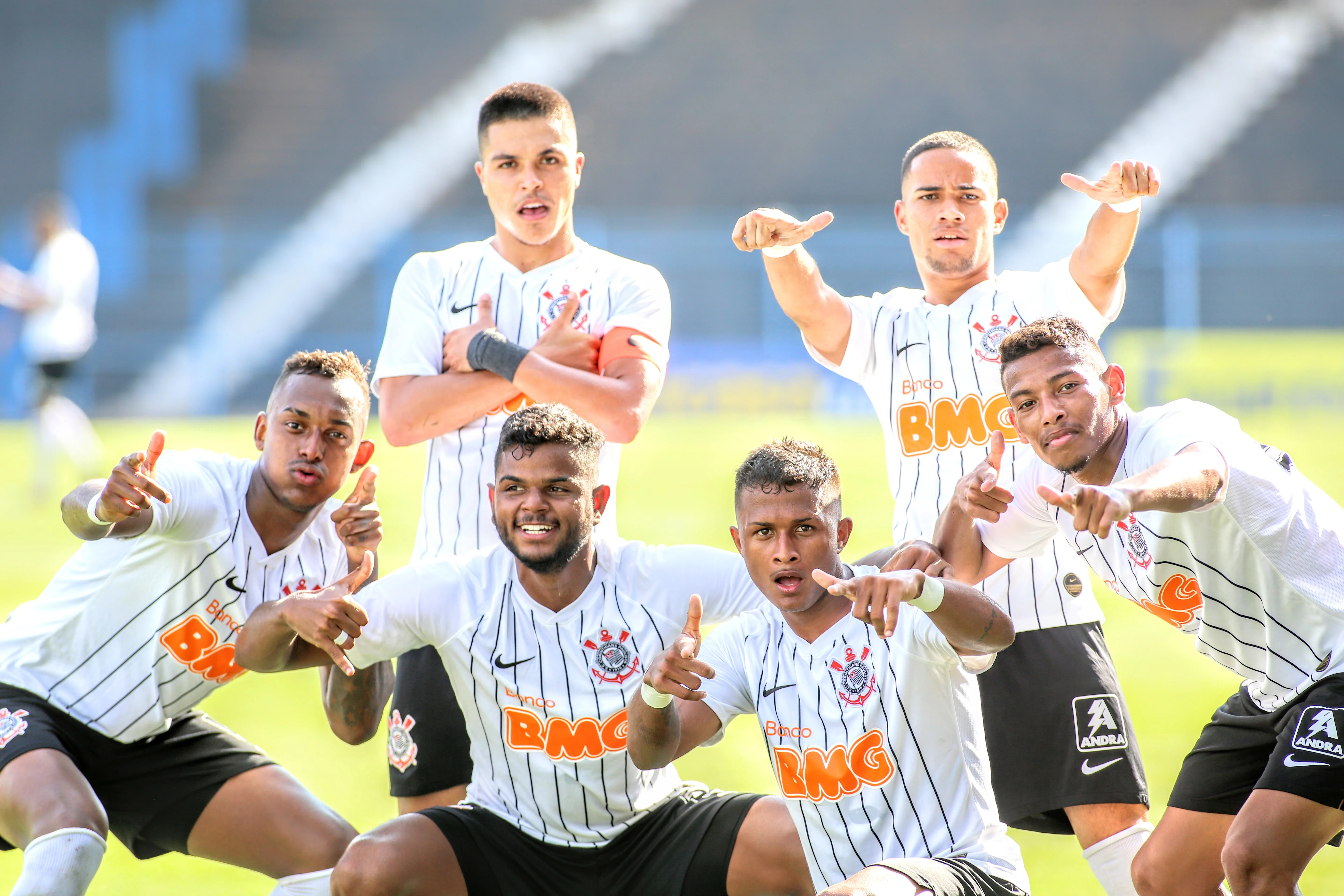 Brasileirão Sub-20: Corinthians supera São Paulo e está na semifinal da competição