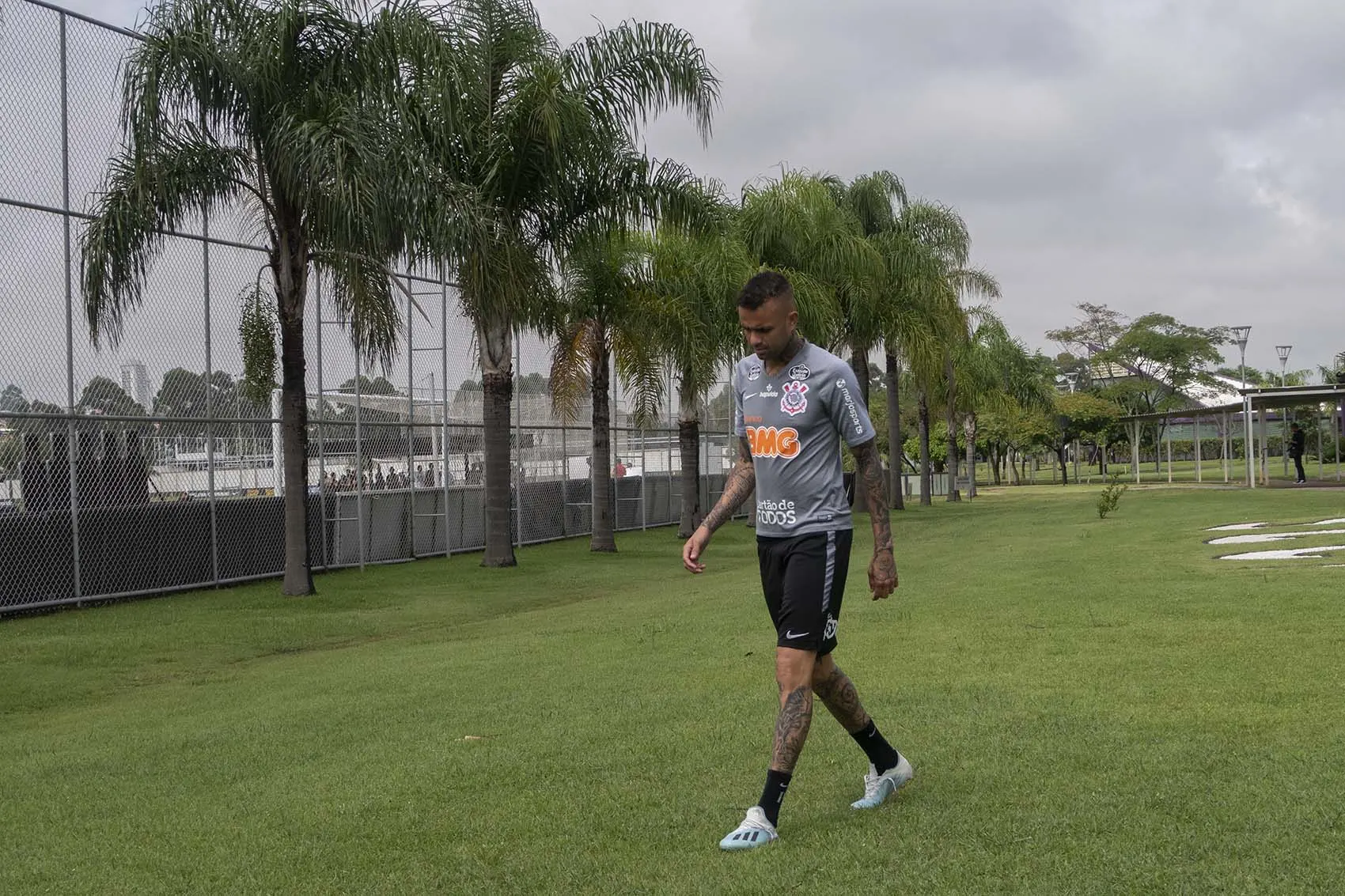 Luan e Camacho avaliam estreia do Timão na Pré-Libertadores