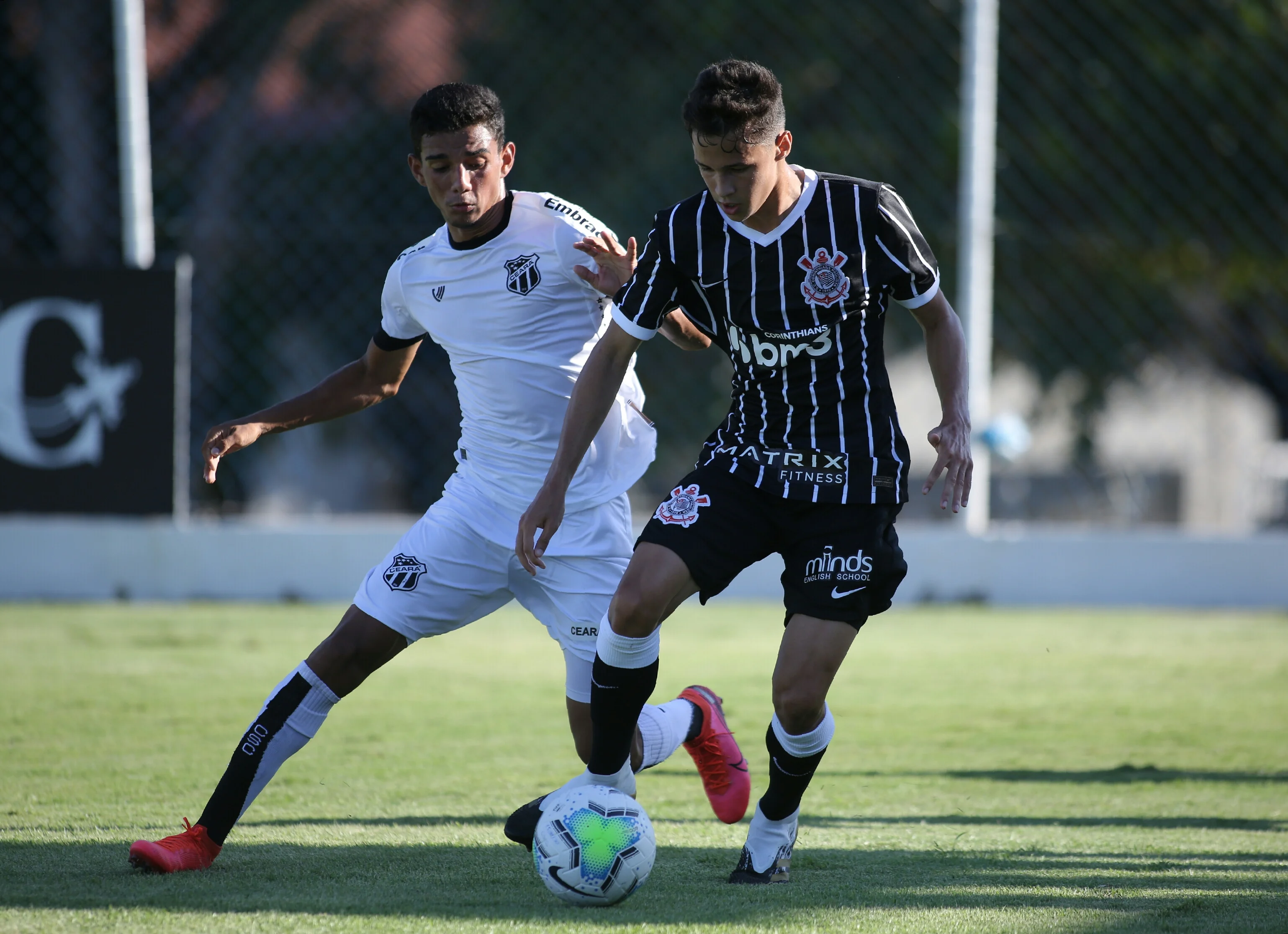 Sub-20: Timãozinho vence de virada o Ceará e assume vice-liderança do Brasileirão