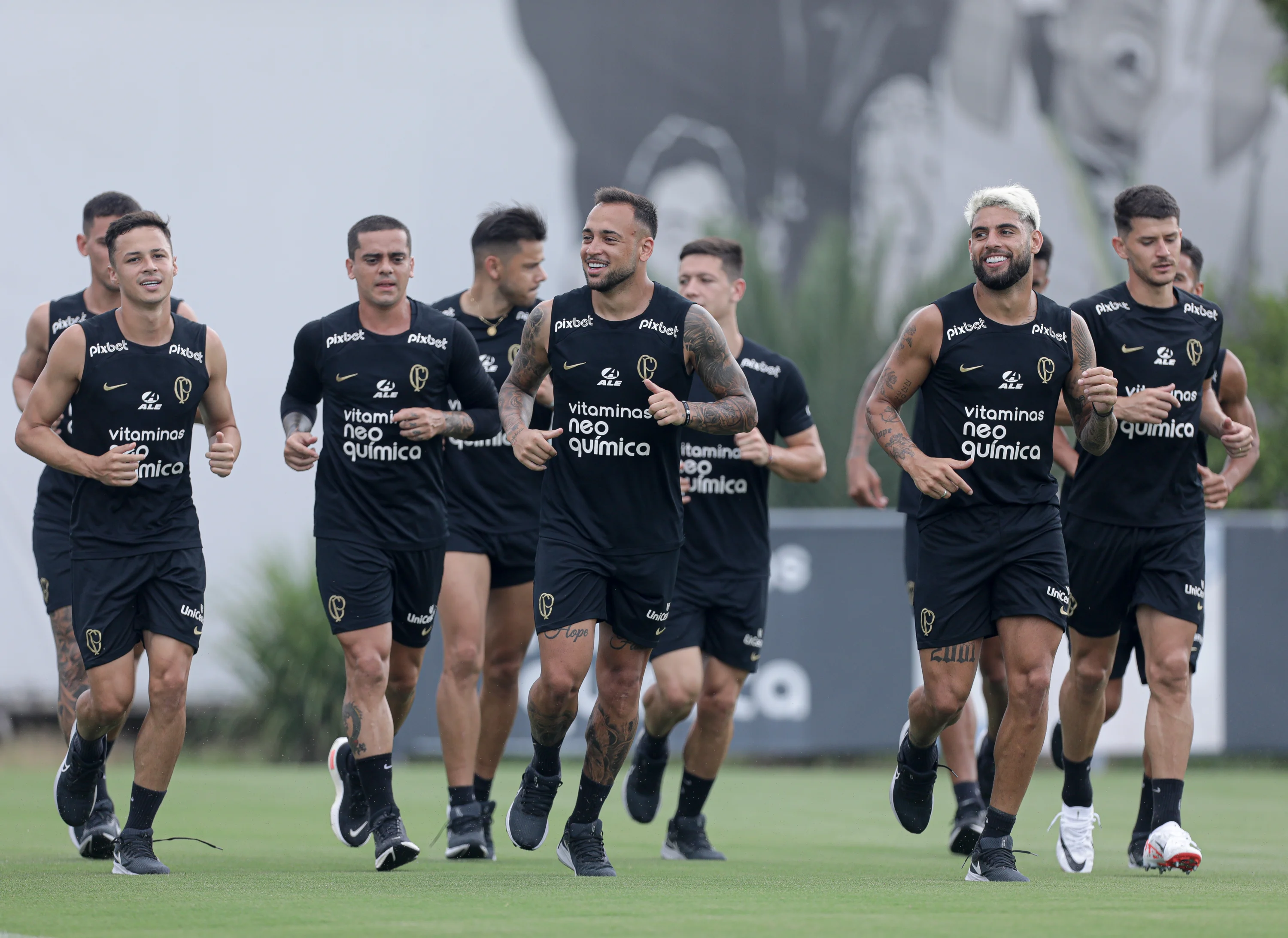 PREPARAÇÃO SEGUE! Corinthians se prepara para o clássico contra o Palmeiras no Brasileirão.