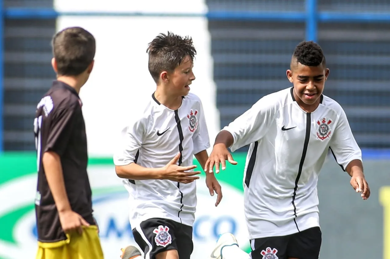 Corinthians goleia Mauá Futebol e avança às oitavas do Paulistão Sub-11