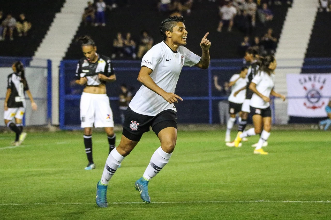 [FEMININO] Corinthians domina Ponte Preta, vence por 2 a 0 e está na semifinal do Campeonato