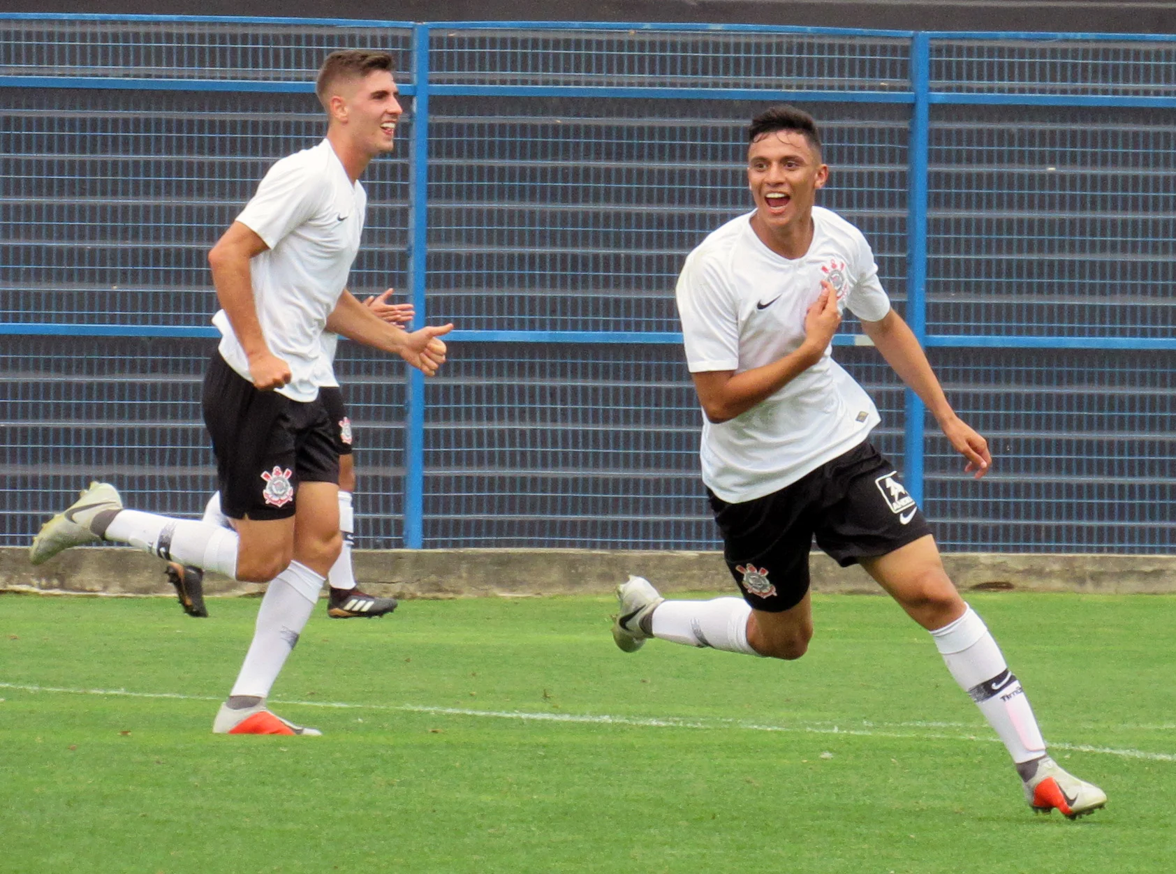 Com golaço de bicicleta, Corinthians vence Ituano no Paulistão Sub-17