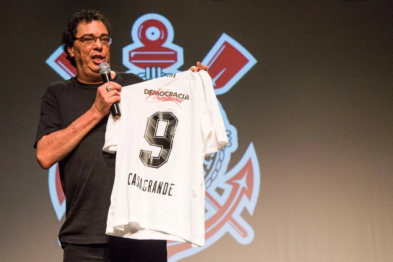 Casagrande revela que quase foi técnico de São Paulo e Corinthians: 