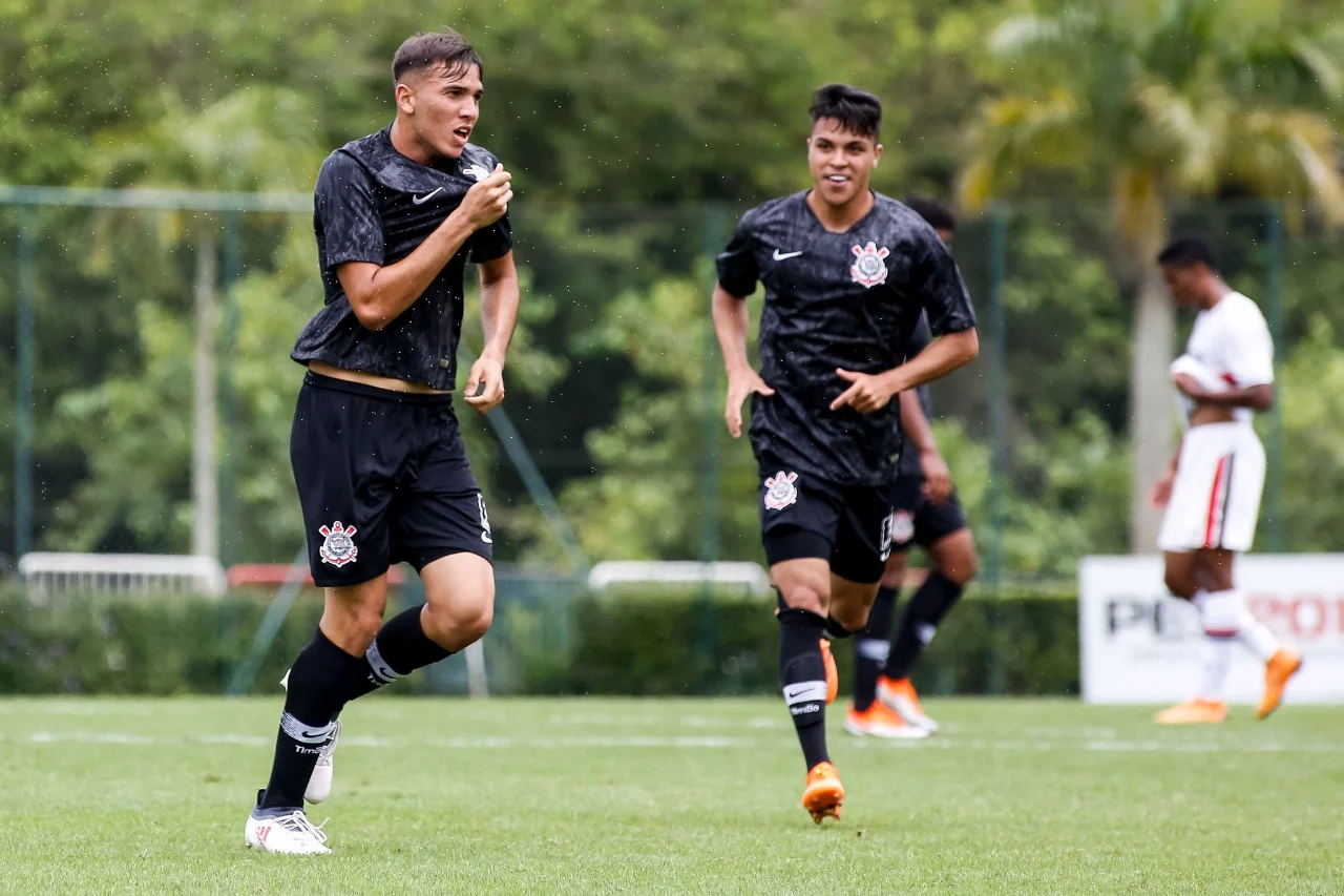 Corinthians vence São Paulo em Cotia e está na final do Paulistão Sub-20