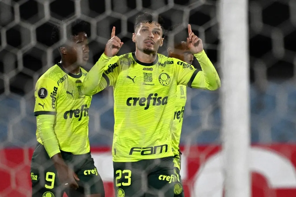 Palmeiras domina Liverpool-URU e encaminha classificação nas oitavas da Libertadores.