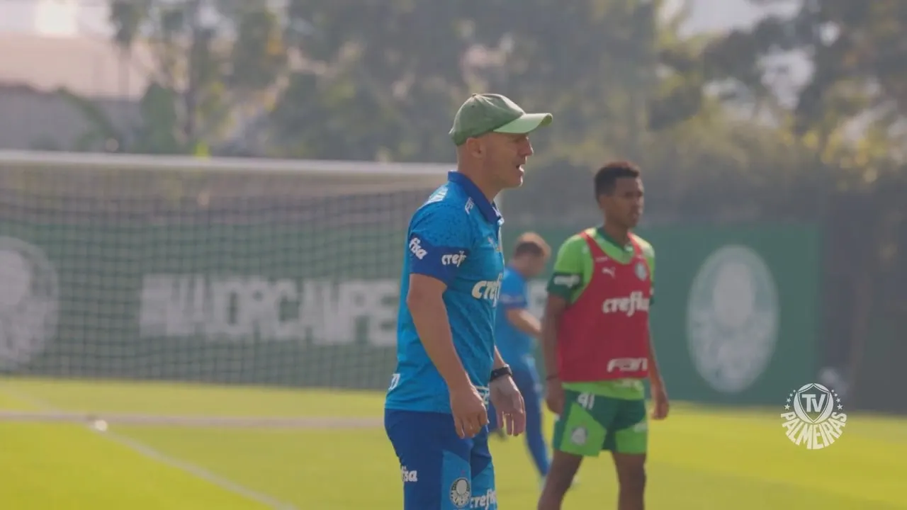 Estêvão ansioso para enfrentar rival no primeiro Derby como profissional pelo Palmeiras