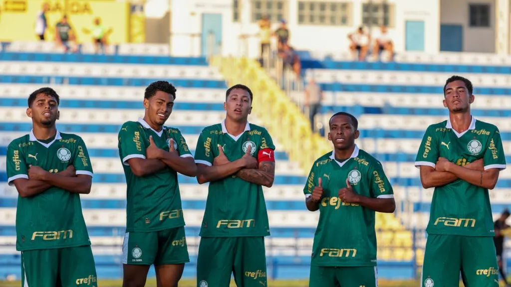 Palmeiras x Santos: Saiba onde assistir ao clássico do Brasileirão sub-20.