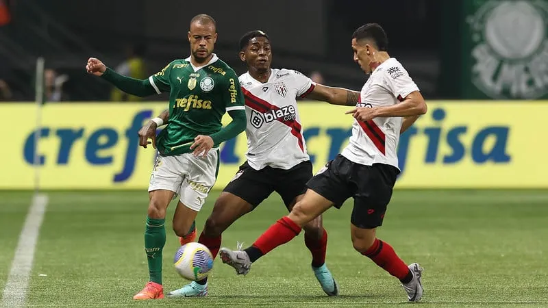 quanto tá o jogo do palmeiras e atlético