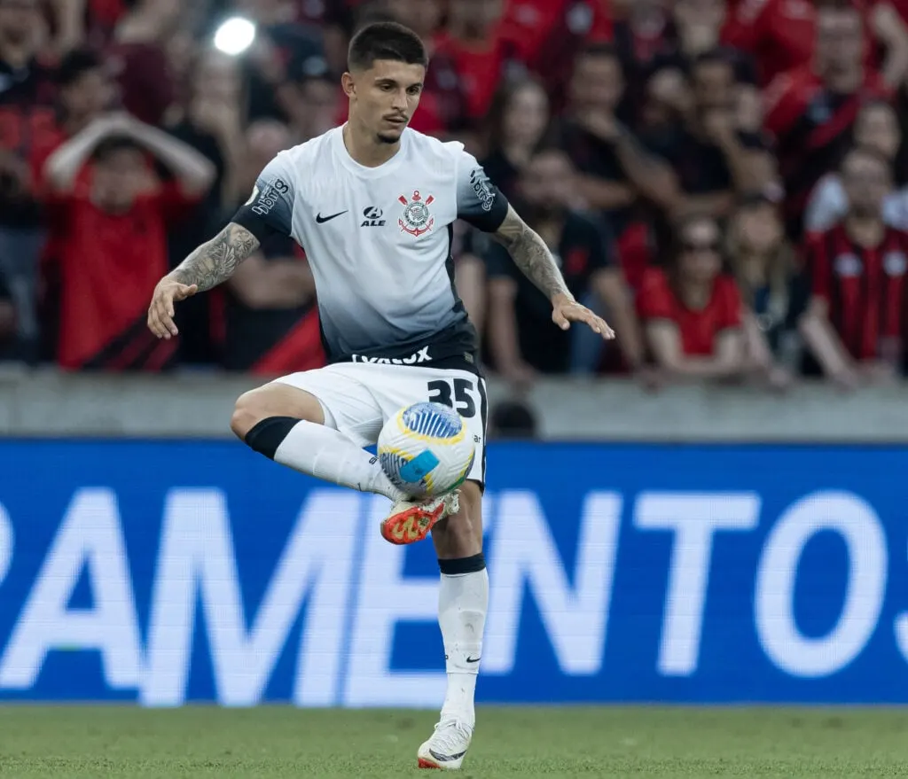 Léo Maná (Foto: Rodrigo Coca/Agência Corinthians)