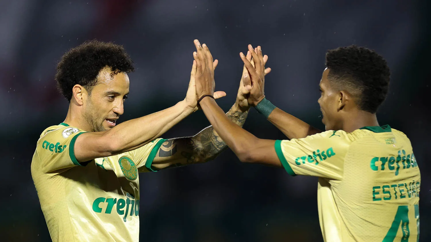 Palmeiras mostra reação e mantém vivo sonho do título brasileiro.