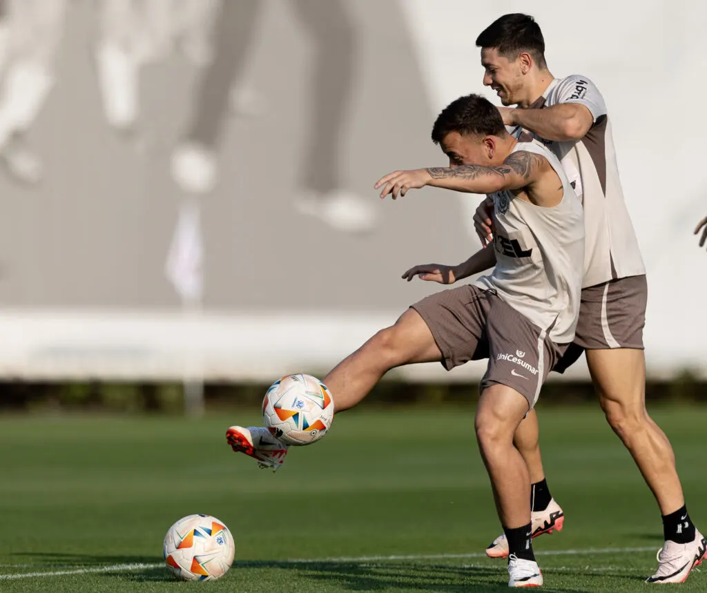 Fotos do último treino do Corinthians antes de jogo crucial pela Sul-Americana.