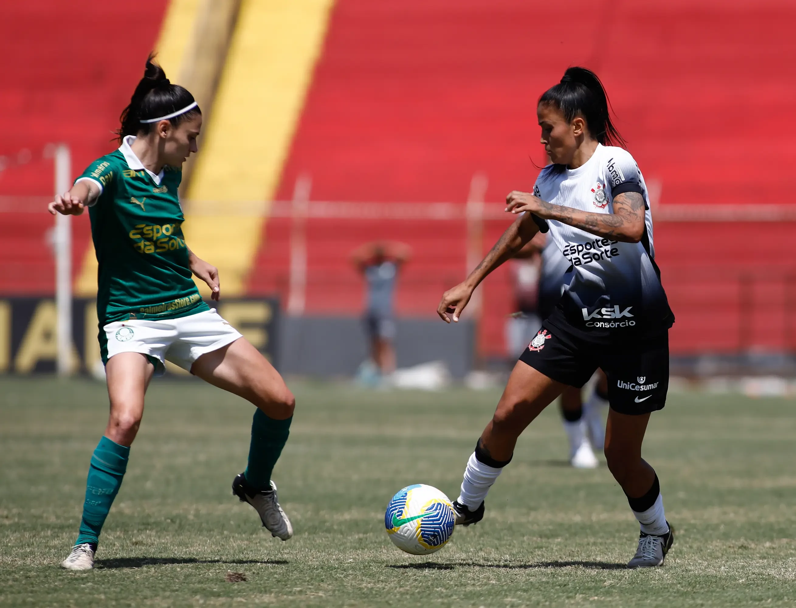 Palmeiras busca segunda virada histórica no Brasileiro Feminino após ascensão à elite.