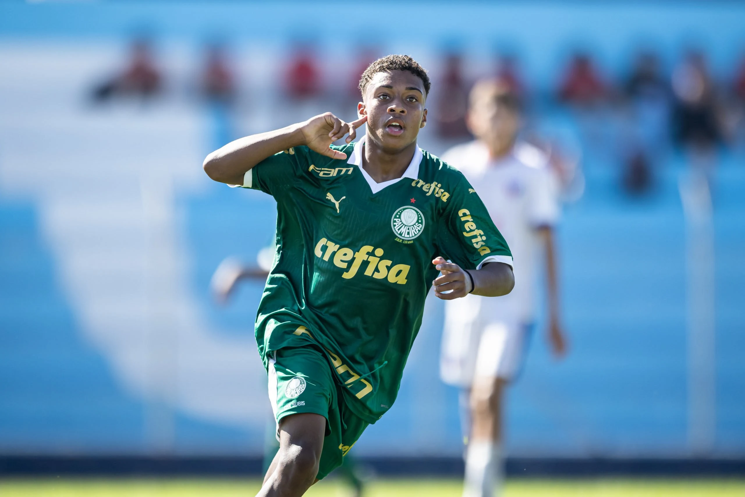 Palmeiras arrasa União Suzano com goleadas das equipes sub-15 e sub-17.