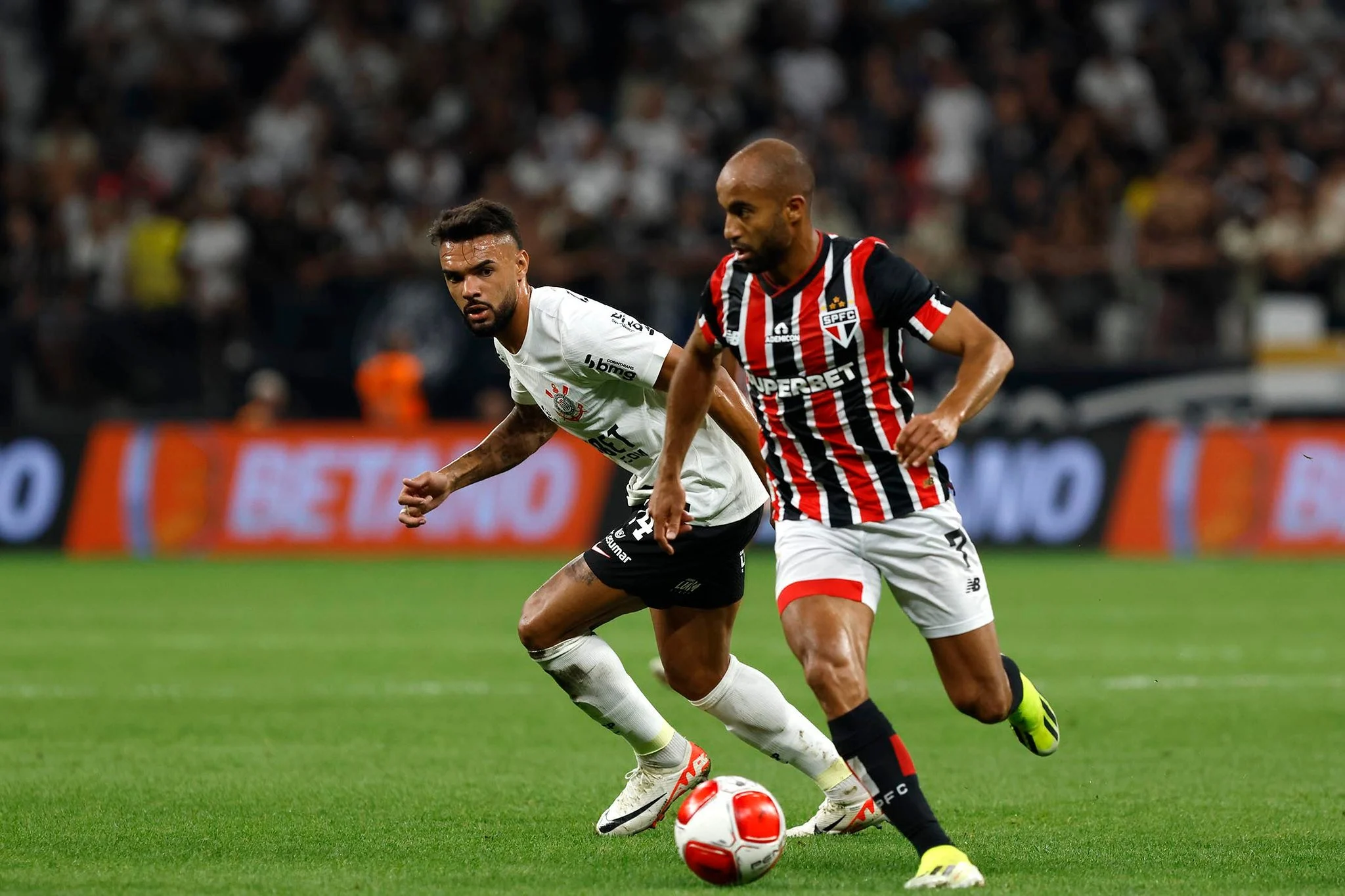 Clássico entre Corinthians e São Paulo: Dados e Possíveis Escalações no Brasileirão.