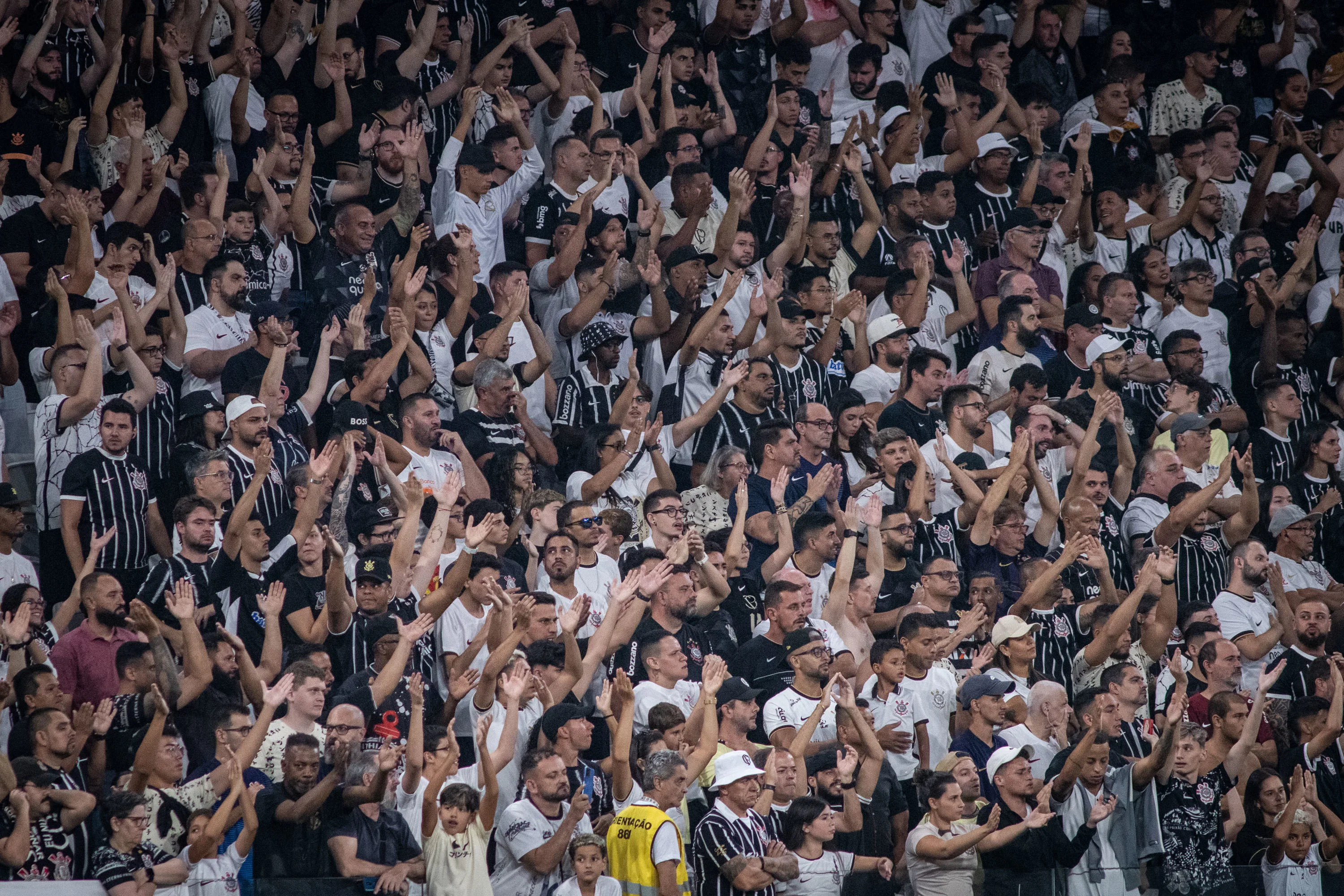 Cobrança da Torcida: Elenco do Corinthians Precisa Vencer na Copa do Brasil