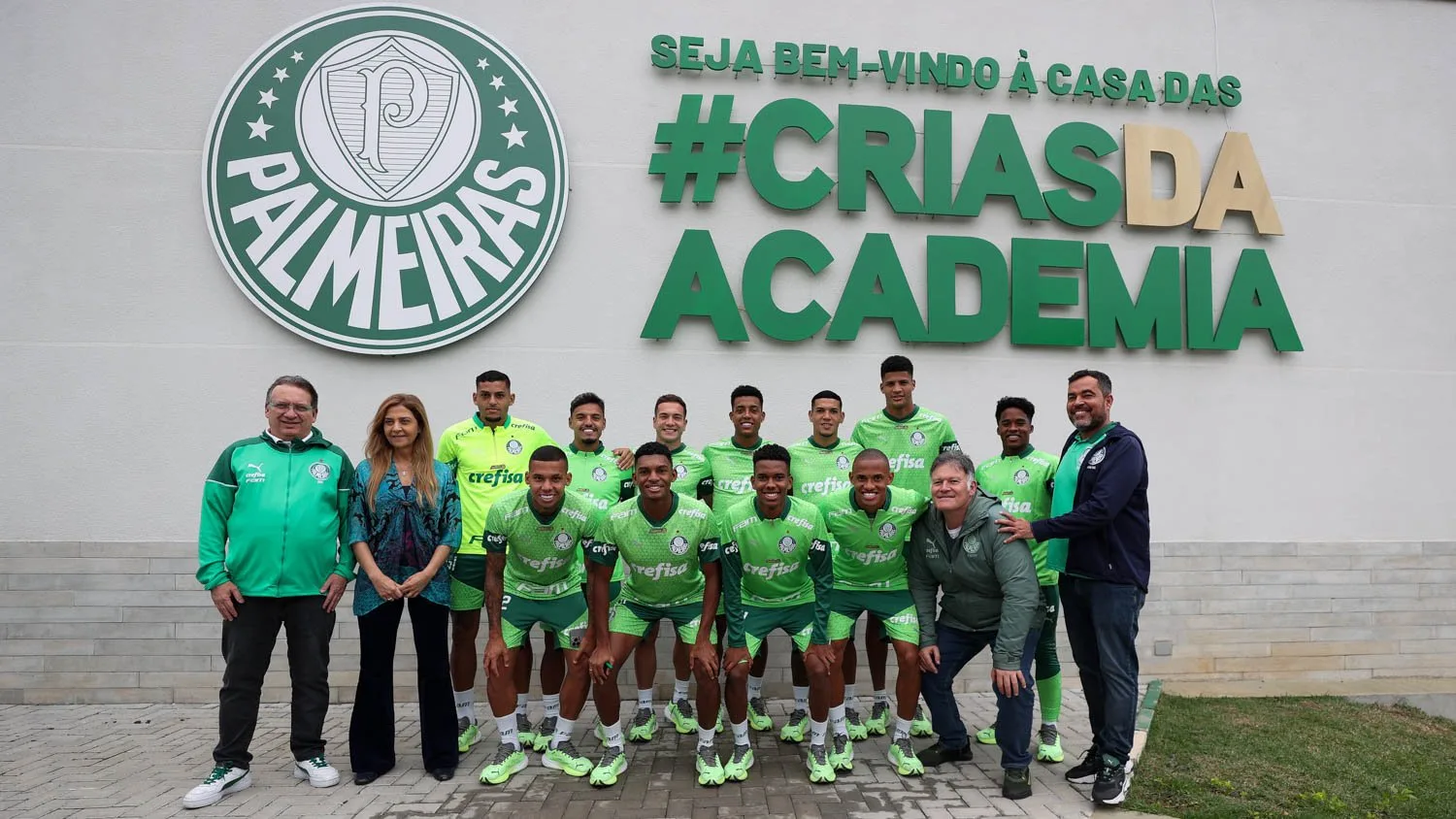 Palmeiras Inaugura Novas Instalações no CT da Base com Presença de Crias da Academia