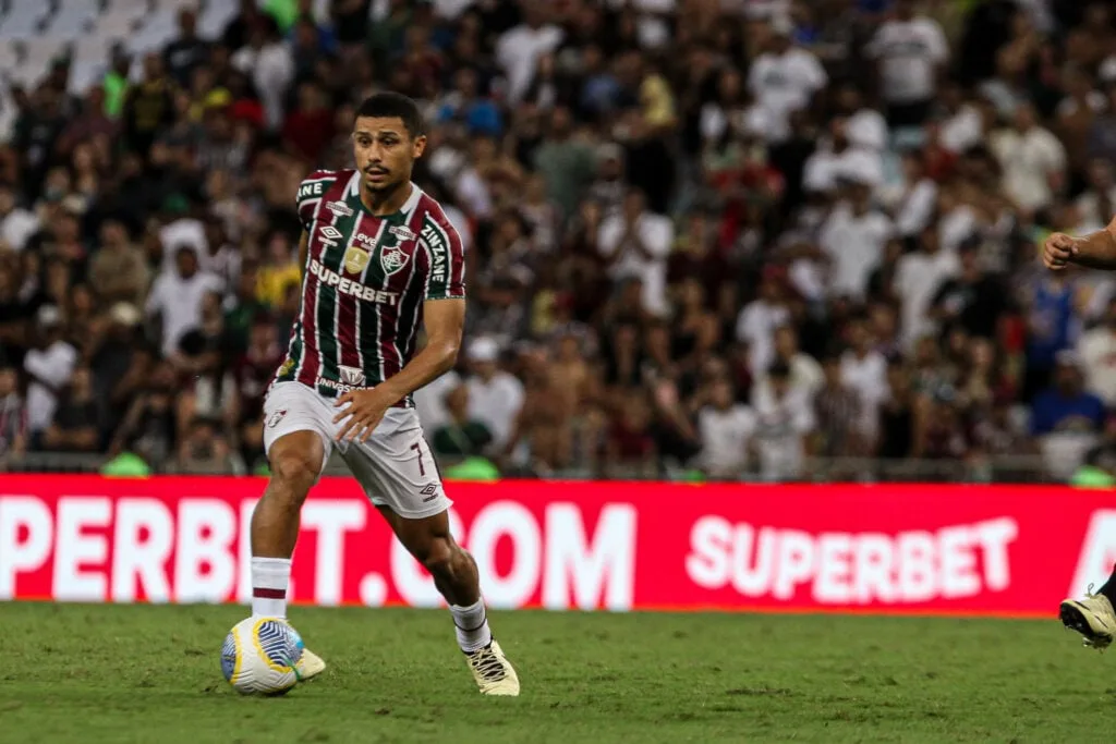 Desfalques do Fluminense: André (lesão no ligamento colateral medial do joelho direito), Marlon (lesão no joelho direito), Gabriel Pires (lesão no joelho esquerdo), Lelê (lesão no joelho), Keno (lesão no joelho), Jhon Kennedy (afastado), Kauã Elias (afastado), Arthur (afastado e Alexsander (afastado)