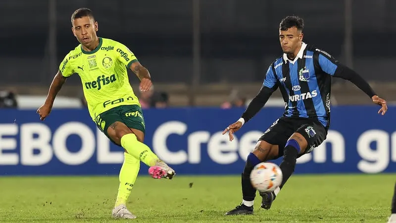 Marcos Rocha completa 300 jogos e alcança sexta assistência pelo Palmeiras.